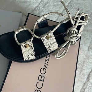 Women’s sandals